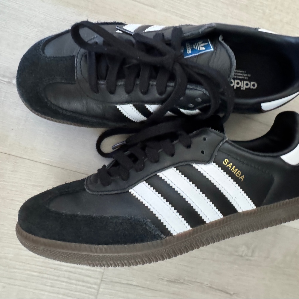 Adidas samba woman Black Sneakers Sleek Minimalist Design